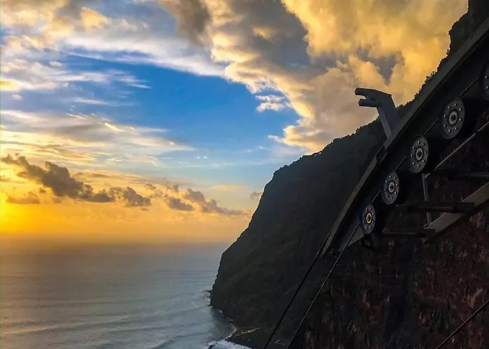 Sol & Mar Câmara de Lobos